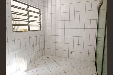 Casa à venda com 267m², 4 quartos e 6 vagas