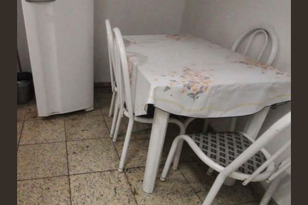 Apartamento à venda com 60m², 1 quarto e sem vagaCozinha