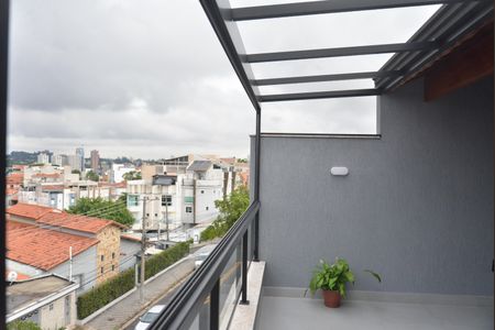 Casa à venda com 180m², 2 quartos e 2 vagasCobertura