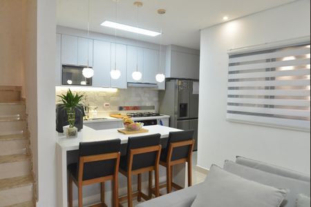 Casa à venda com 180m², 2 quartos e 2 vagasCozinha
