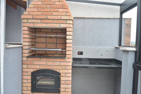 Casa à venda com 180m², 2 quartos e 2 vagasCobertura