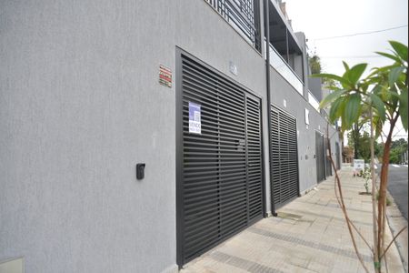 Casa à venda com 180m², 2 quartos e 2 vagasFachada