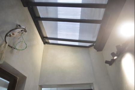 Casa à venda com 180m², 2 quartos e 2 vagasÁrea de Serviço