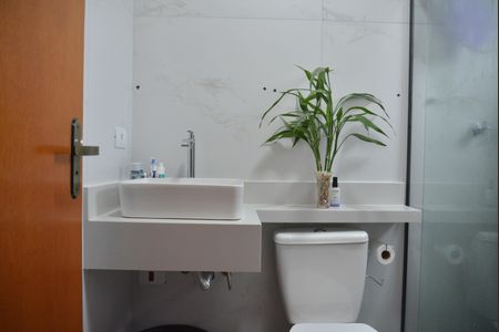 Casa à venda com 180m², 2 quartos e 2 vagasBanheiro