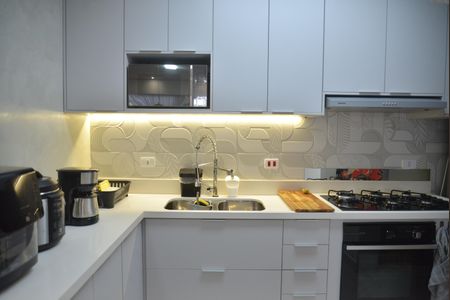 Casa à venda com 180m², 2 quartos e 2 vagasCozinha