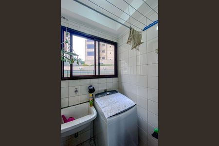 Apartamento à venda com 67m², 2 quartos e 1 vagaÁrea de Serviço