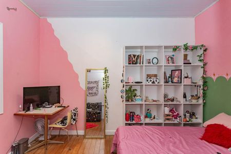 Casa à venda com 186m², 5 quartos e 4 vagasQuarto 2