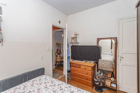 Casa à venda com 186m², 5 quartos e 4 vagasQuarto 