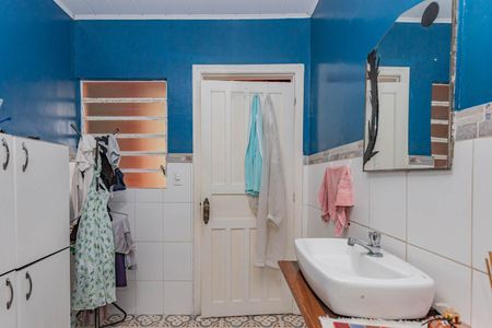 Casa à venda com 186m², 5 quartos e 4 vagasBanheiro