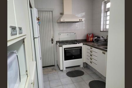 Casa de condomínio à venda com 360m², 2 quartos e 2 vagas
