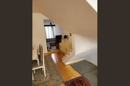 Casa de condomínio à venda com 360m², 2 quartos e 2 vagas