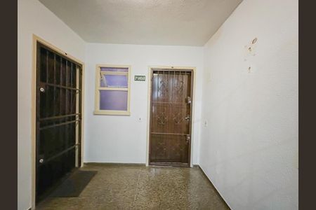 Apartamento à venda com 45m², 1 quarto e sem vaga Apartamento à venda com 45m², 1 quarto e sem vagaEntrada