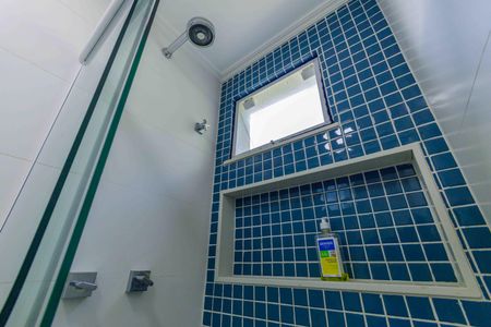 Casa de condomínio para alugar com 300m², 5 quartos e 3 vagas Casa de condomínio para alugar com 300m², 5 quartos e 3 vagasBanheiro da Suíte 3