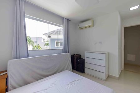 Casa de condomínio para alugar com 300m², 5 quartos e 3 vagas Casa de condomínio para alugar com 300m², 5 quartos e 3 vagasSuíte 3