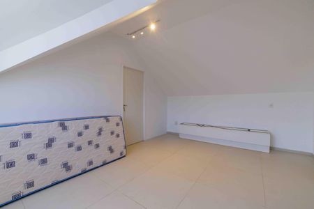 Casa de condomínio para alugar com 300m², 5 quartos e 3 vagas Casa de condomínio para alugar com 300m², 5 quartos e 3 vagasSuíte 4