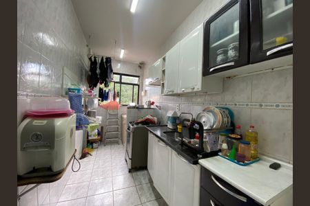 Apartamento à venda com 56m², 2 quartos e 1 vaga Apartamento à venda com 56m², 2 quartos e 1 vagaCozinha e Área de Serviço