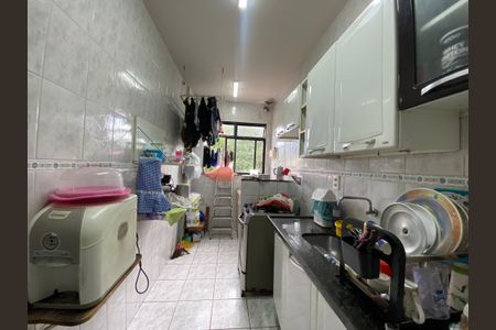 Apartamento à venda com 56m², 2 quartos e 1 vaga Apartamento à venda com 56m², 2 quartos e 1 vagaCozinha e Área de Serviço