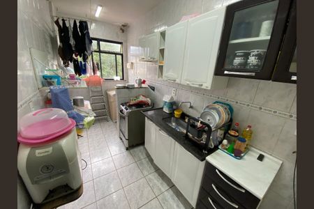 Apartamento à venda com 56m², 2 quartos e 1 vaga Apartamento à venda com 56m², 2 quartos e 1 vagaCozinha e Área de Serviço
