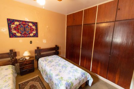 Casa à venda com 278m², 4 quartos e 4 vagasQuarto 3