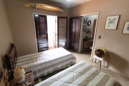 Casa à venda com 278m², 4 quartos e 4 vagasQuarto 2