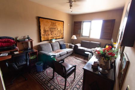 Casa à venda com 278m², 4 quartos e 4 vagasQuarto 4