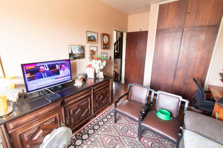 Casa à venda com 278m², 4 quartos e 4 vagasQuarto 4