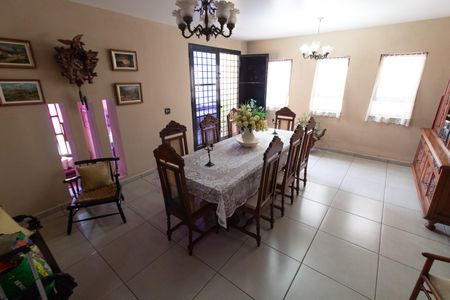 Casa à venda com 278m², 4 quartos e 4 vagasCopa