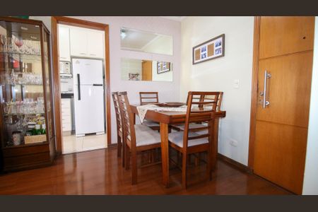 Apartamento à venda com 51m², 2 quartos e 1 vaga Apartamento à venda com 51m², 2 quartos e 1 vagaSala