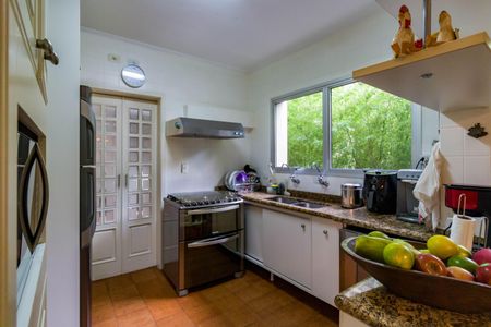 Apartamento à venda com 230m², 4 quartos e 3 vagas Apartamento à venda com 230m², 4 quartos e 3 vagasCozinha