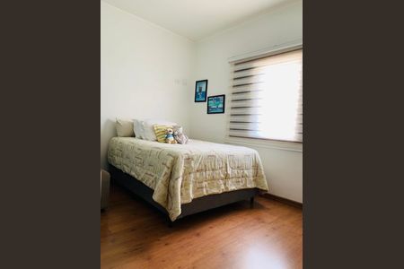 Casa à venda com 158m², 3 quartos e 2 vagas Casa à venda com 158m², 3 quartos e 2 vagasQuarto