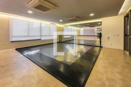 Apartamento à venda com 108m², 3 quartos e 2 vagas Apartamento à venda com 108m², 3 quartos e 2 vagasÁrea comum - Academia