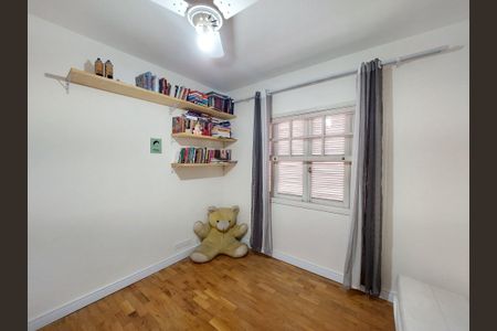 Casa à venda com 180m², 4 quartos e 2 vagas Casa à venda com 180m², 4 quartos e 2 vagasQuarto 2