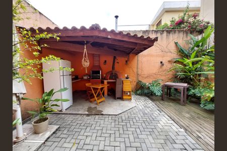 Casa à venda com 180m², 4 quartos e 2 vagas Casa à venda com 180m², 4 quartos e 2 vagasÁrea de Lazer