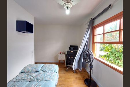 Casa à venda com 180m², 4 quartos e 2 vagas Casa à venda com 180m², 4 quartos e 2 vagasQuarto 1