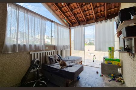 Apartamento à venda com 108m², 2 quartos e 2 vagas Apartamento à venda com 108m², 2 quartos e 2 vagasCobertura