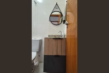 Apartamento à venda com 108m², 2 quartos e 2 vagas Apartamento à venda com 108m², 2 quartos e 2 vagasBanheiro