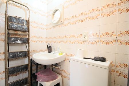 Apartamento à venda com 56m², 2 quartos e 1 vagaBanheiro Social