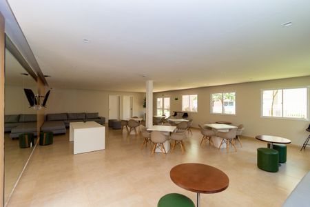 Apartamento à venda com 70m², 3 quartos e 1 vaga Apartamento à venda com 70m², 3 quartos e 1 vagaÁrea comum - Salão de festas