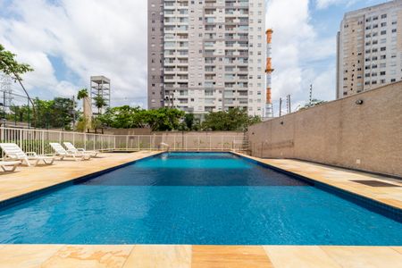 Apartamento à venda com 70m², 3 quartos e 1 vaga Apartamento à venda com 70m², 3 quartos e 1 vagaPiscina