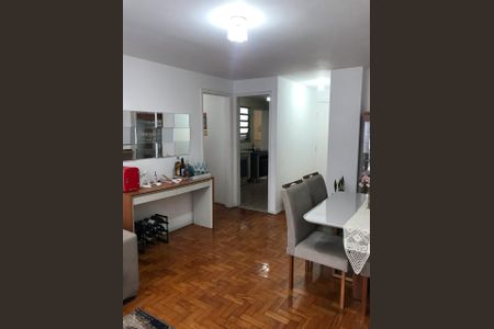 Apartamento à venda com 70m², 2 quartos e 1 vaga Apartamento à venda com 70m², 2 quartos e 1 vagaSala