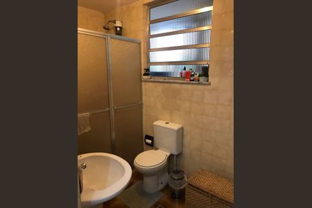 Apartamento à venda com 70m², 2 quartos e 1 vaga Apartamento à venda com 70m², 2 quartos e 1 vagaBanheiro