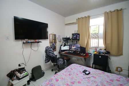 Casa à venda com 100m², 3 quartos e 3 vagasQuarto 1