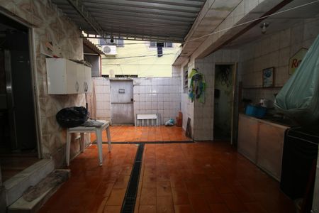 Casa à venda com 100m², 3 quartos e 3 vagasÁrea de Serviço