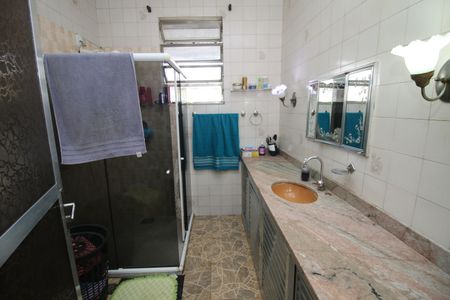 Casa à venda com 100m², 3 quartos e 3 vagasBanheiro