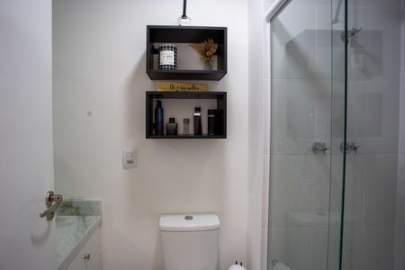 Apartamento à venda com 54m², 2 quartos e 1 vagaBanheiro Social