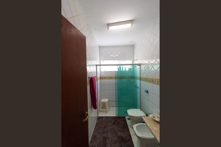 Casa à venda com 206m², 3 quartos e 3 vagas Casa à venda com 206m², 3 quartos e 3 vagasBanheiro