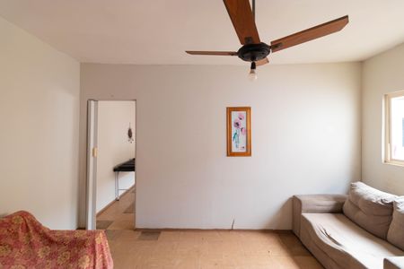 Casa à venda com 206m², 3 quartos e 3 vagas Casa à venda com 206m², 3 quartos e 3 vagasSala 02 da edícula