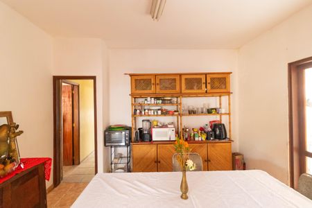 Casa à venda com 206m², 3 quartos e 3 vagas Casa à venda com 206m², 3 quartos e 3 vagasSala de Jantar