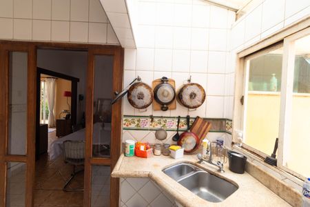 Casa à venda com 206m², 3 quartos e 3 vagas Casa à venda com 206m², 3 quartos e 3 vagasCozinha