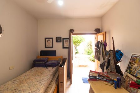 Casa à venda com 206m², 3 quartos e 3 vagas Casa à venda com 206m², 3 quartos e 3 vagasQuarto 01